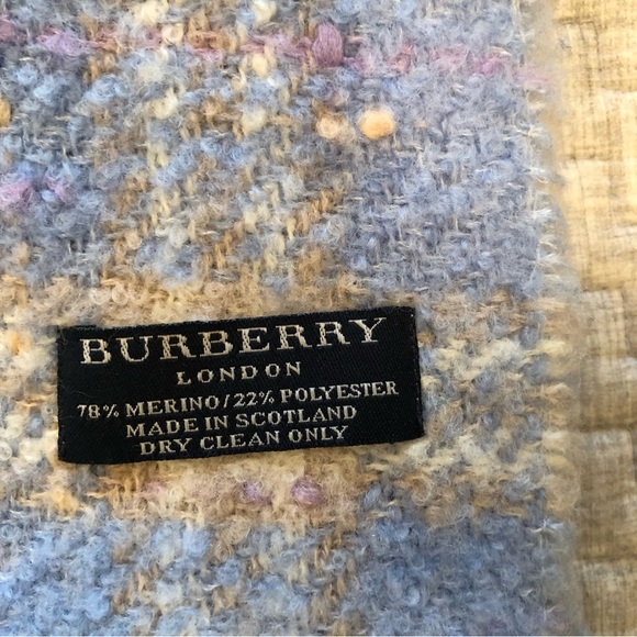 Burberry merino blend scarf - Picture 2 of 4